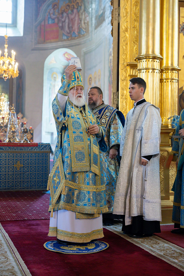 Престольный праздник Успенского кафедрального собора города Коломны