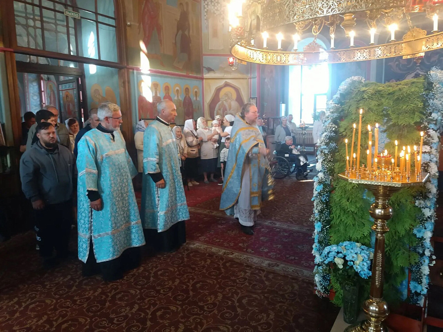 Праздник  в Успенском храме д. Рожново м.о. Зарайск