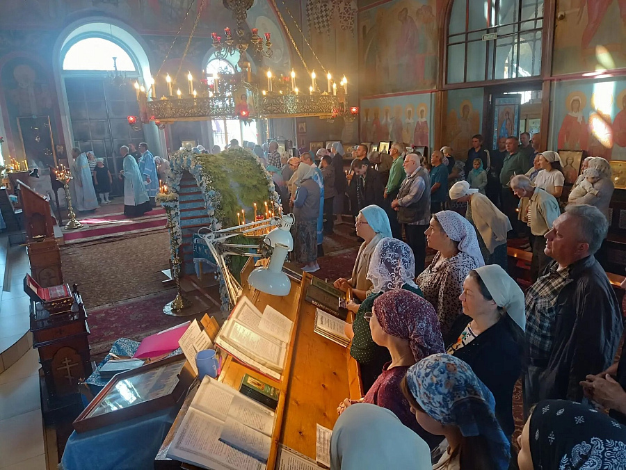 Праздник  в Успенском храме д. Рожново м.о. Зарайск