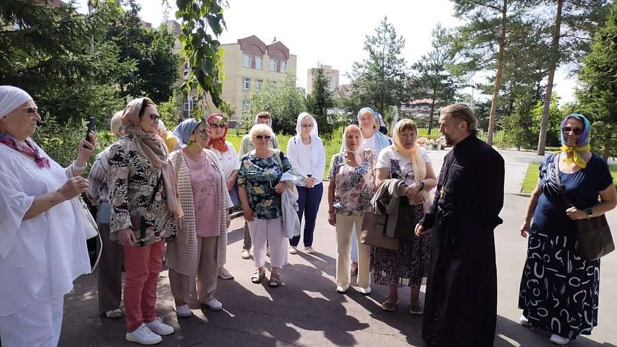 Гости в музеях Пантелеимоновского прихода города Жуковского в августе