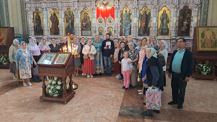 Награждение медалью «За помощь фронту» в Преображенском храме микрорайона Саввино