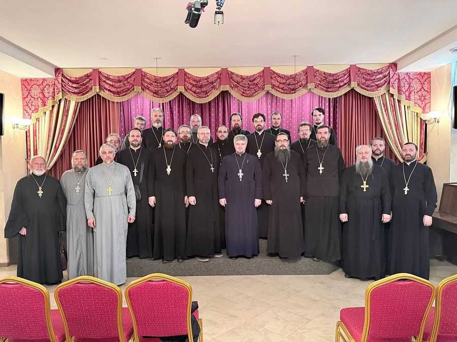 Состоялось братское совещание духовенства Ивантеевского благочиния