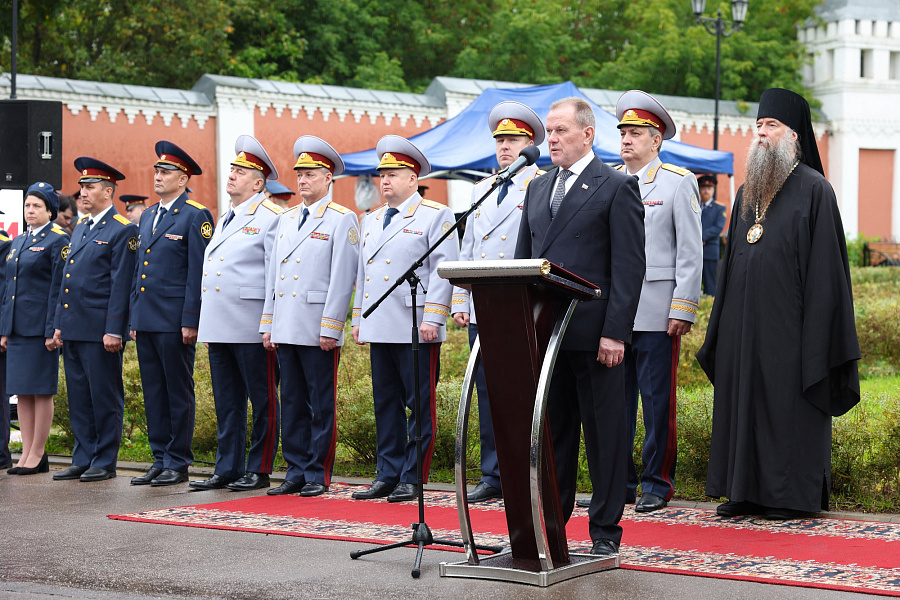 Руководство и сотрудники ГУФСИН России по Московской области почтили память сотрудников УИС, погибших при исполнении служебного долга
