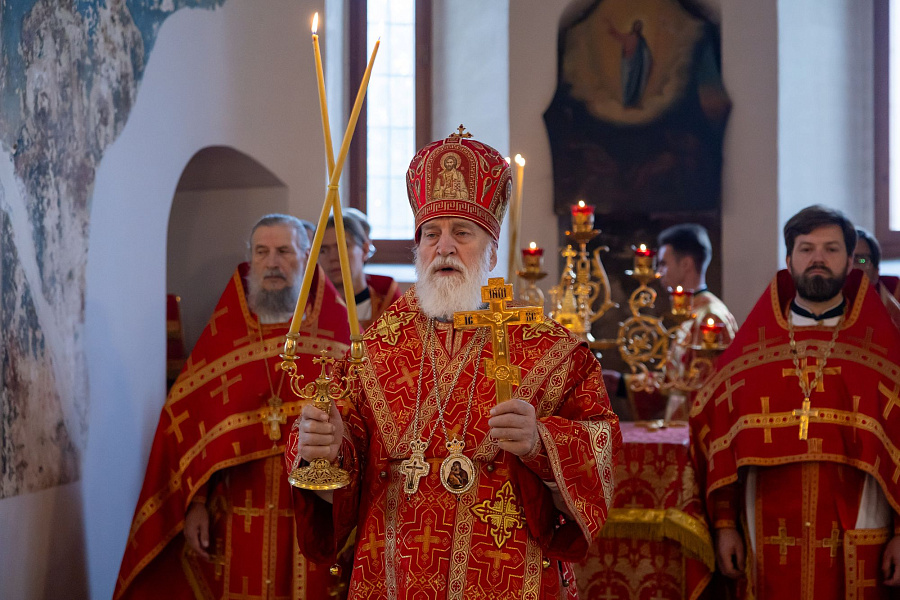 Престольный праздник храма «Воскресения слову́щего» города Коломны
