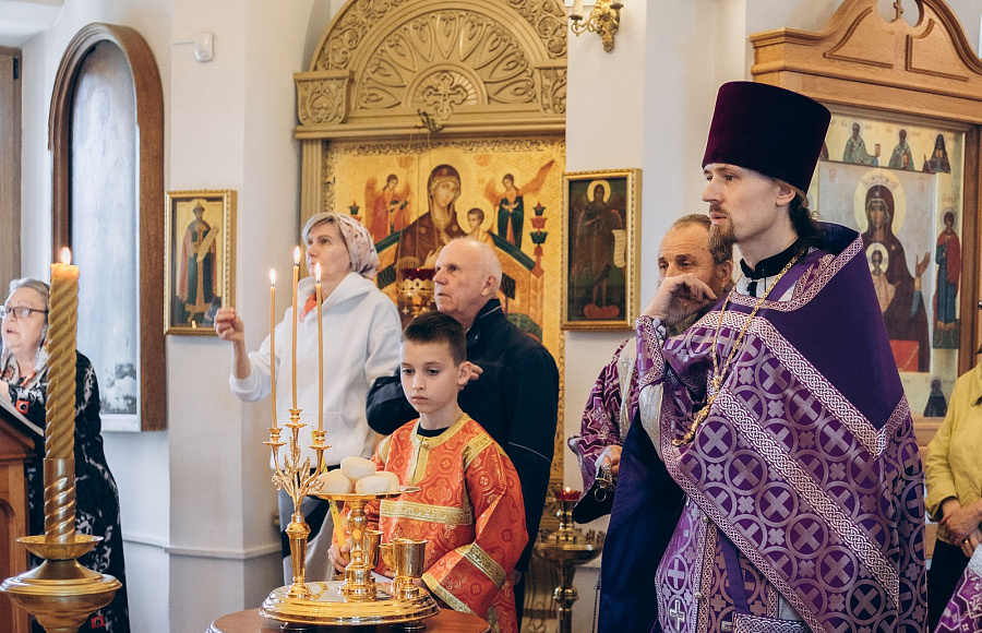 Престольный праздник в Крестовоздвиженском храме г. Коломна