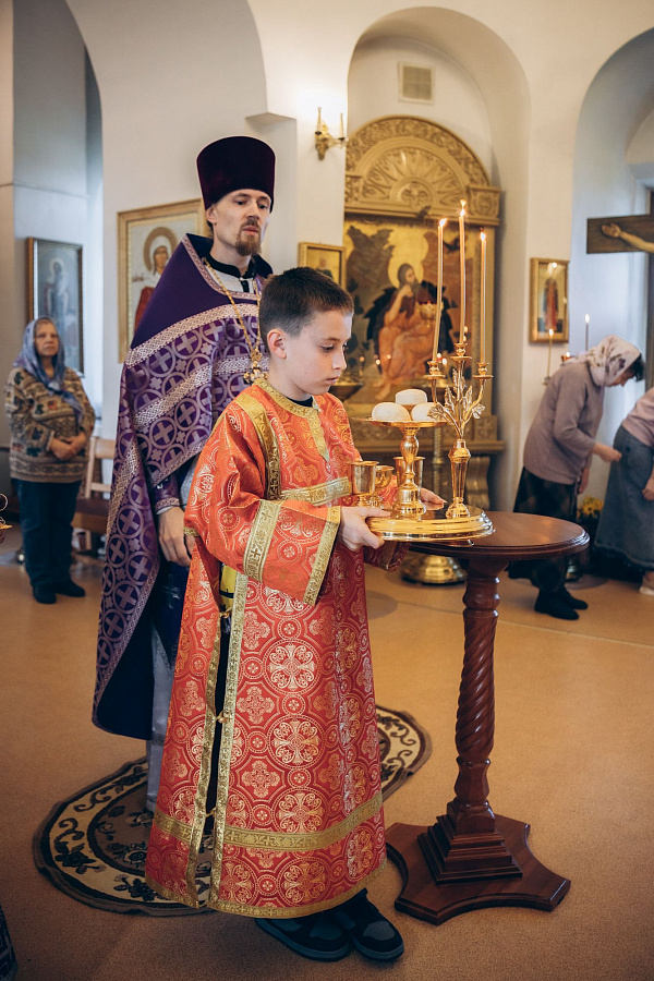 Престольный праздник в Крестовоздвиженском храме г. Коломна