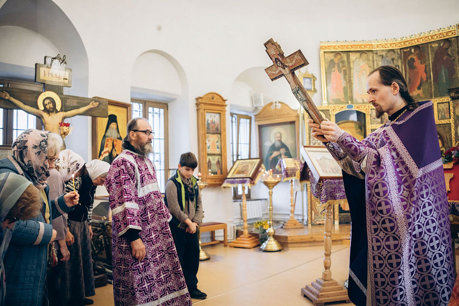 Престольный праздник в Крестовоздвиженском храме г. Коломна