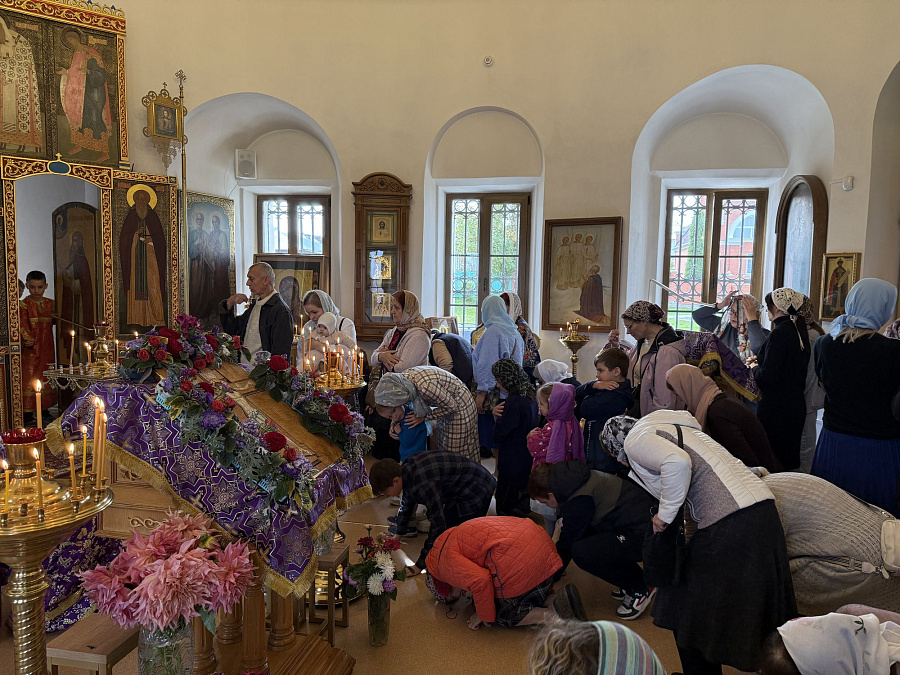 Престольный праздник в Крестовоздвиженском храме г. Коломна